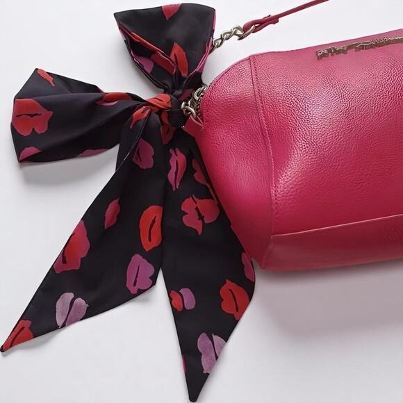 Betsey Johnson XOANAYA Crossbody Pink/Black NWT Retro - Picture 3 of 16